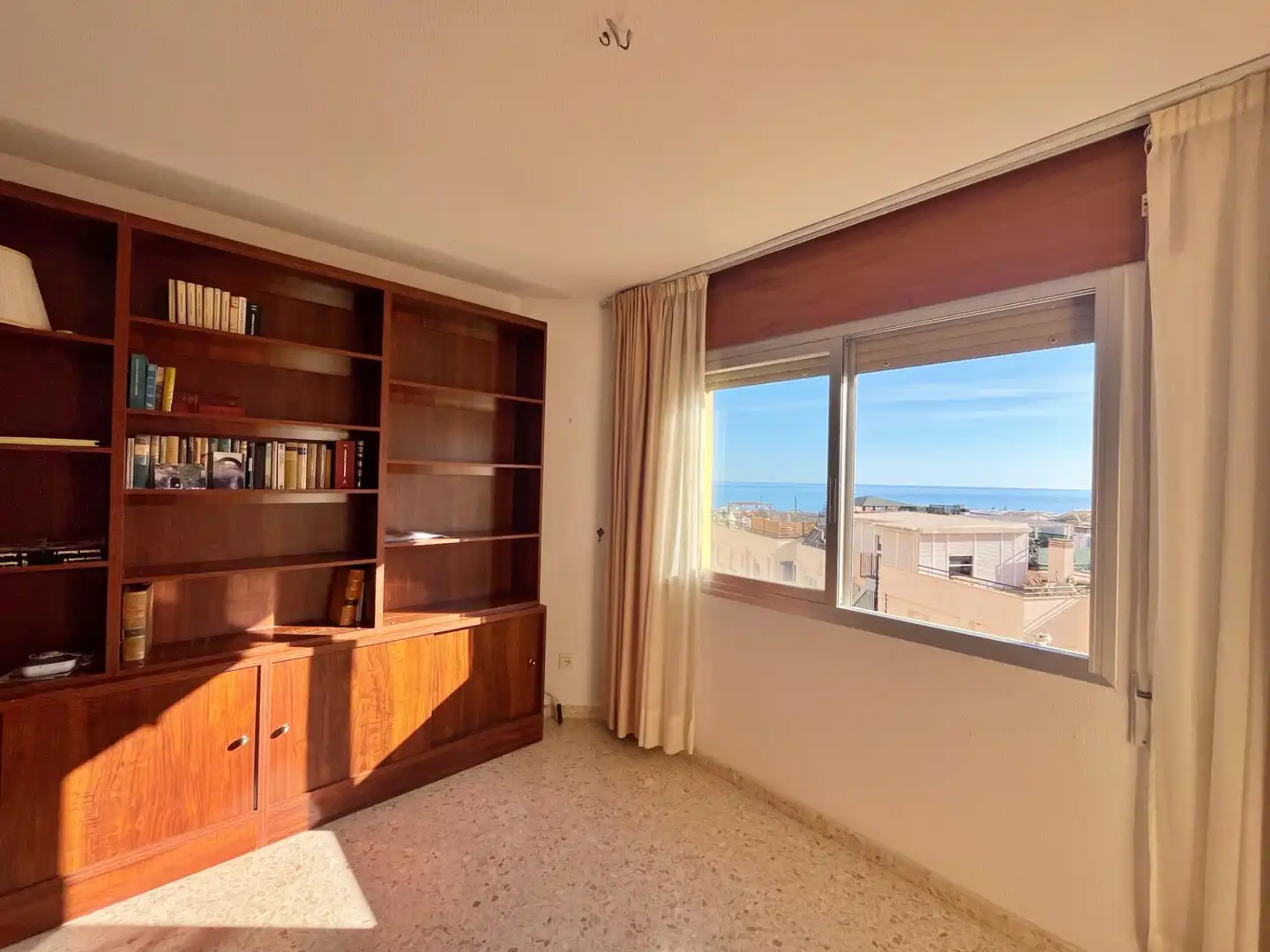 Habitación de Piso en venta en Rincón de la Victoria con Aire acondicionado, Terraza y Piscina comunitaria
