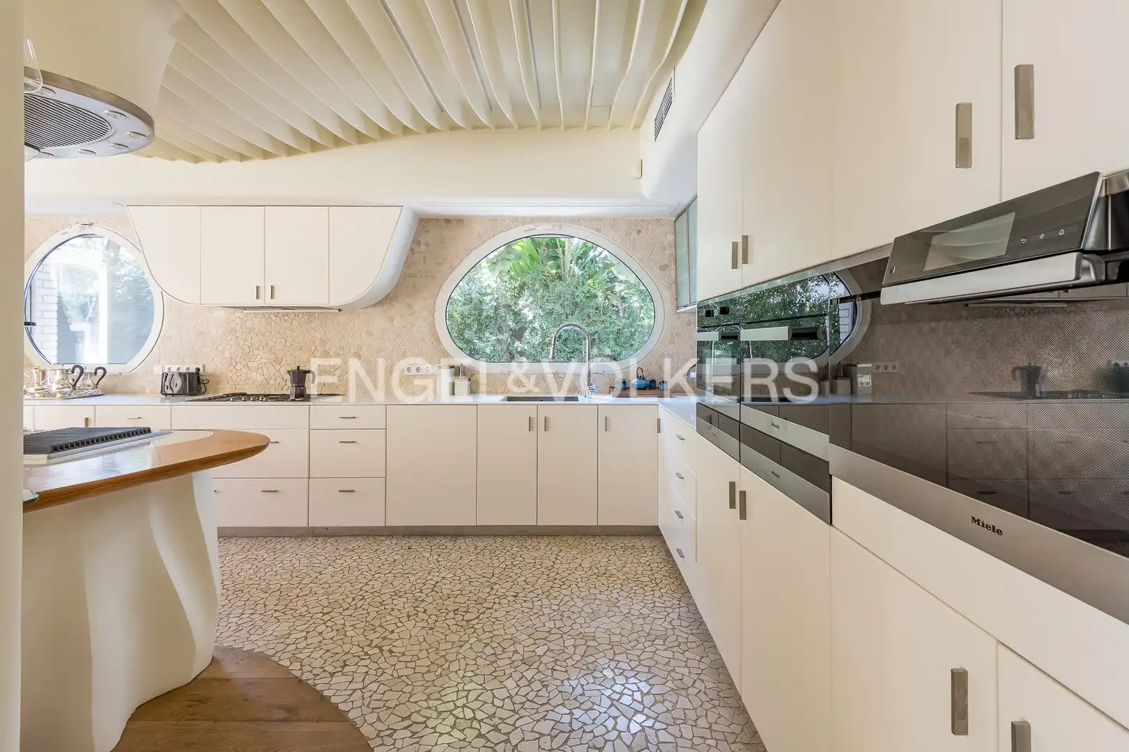 Cuina de Casa o xalet en venda en Castelldefels amb Aire condicionat, Calefacció i Jardí privat
