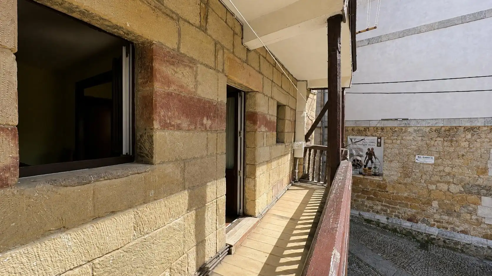 Terraza de Piso en venta en Comillas (Cantabria) con Calefacción y Balcón