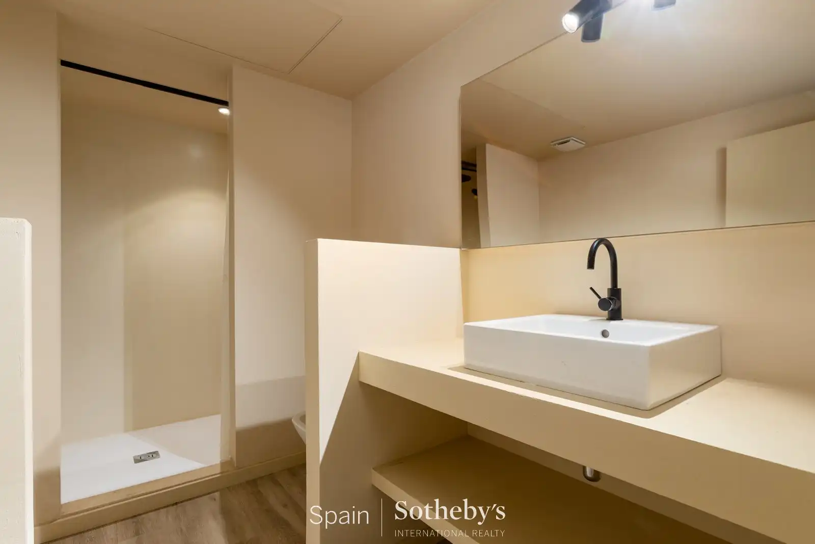Bany de Casa o xalet en venda en Sant Andreu de Llavaneres amb Aire condicionat, Calefacció i Jardí privat