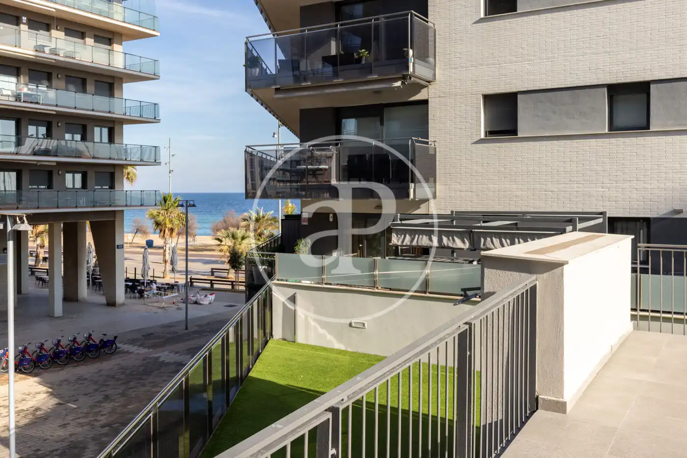 Terraza de Piso en venta en Badalona con Aire acondicionado, Calefacción y Jardín privado