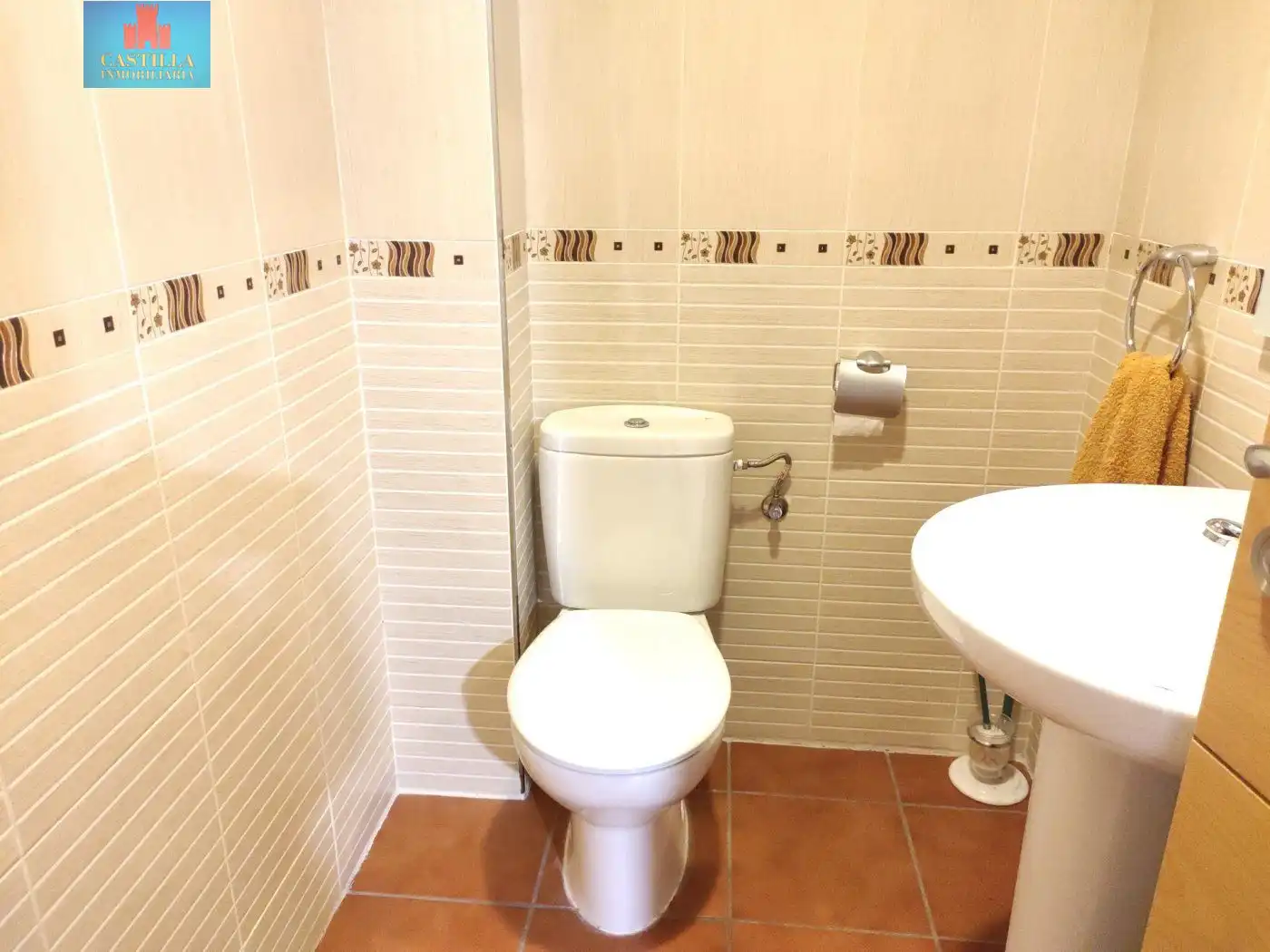 Baño de Casa adosada en venta en Ávila con Aire acondicionado, Calefacción y Terraza