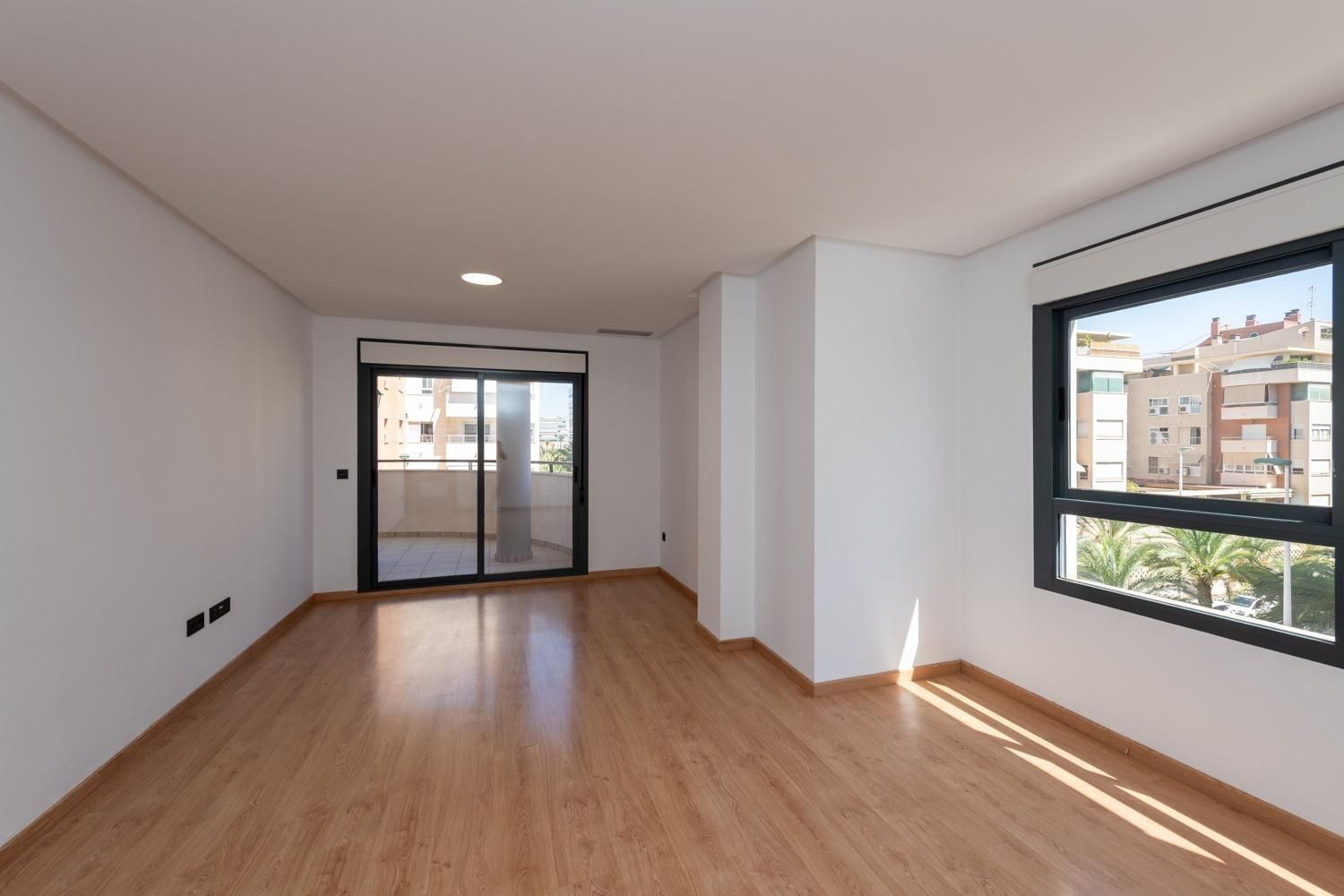 Flat to rent in Calle de María de Maeztu, Nou Altabix, Elche ciudad