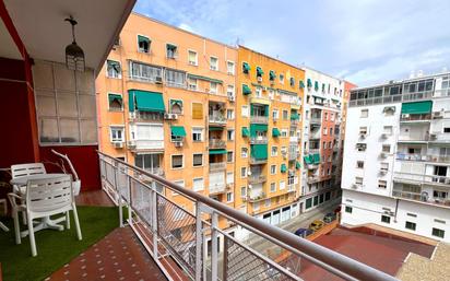Exterior view of Flat for sale in  Madrid Capital  with Heating, Terrace and Balcony