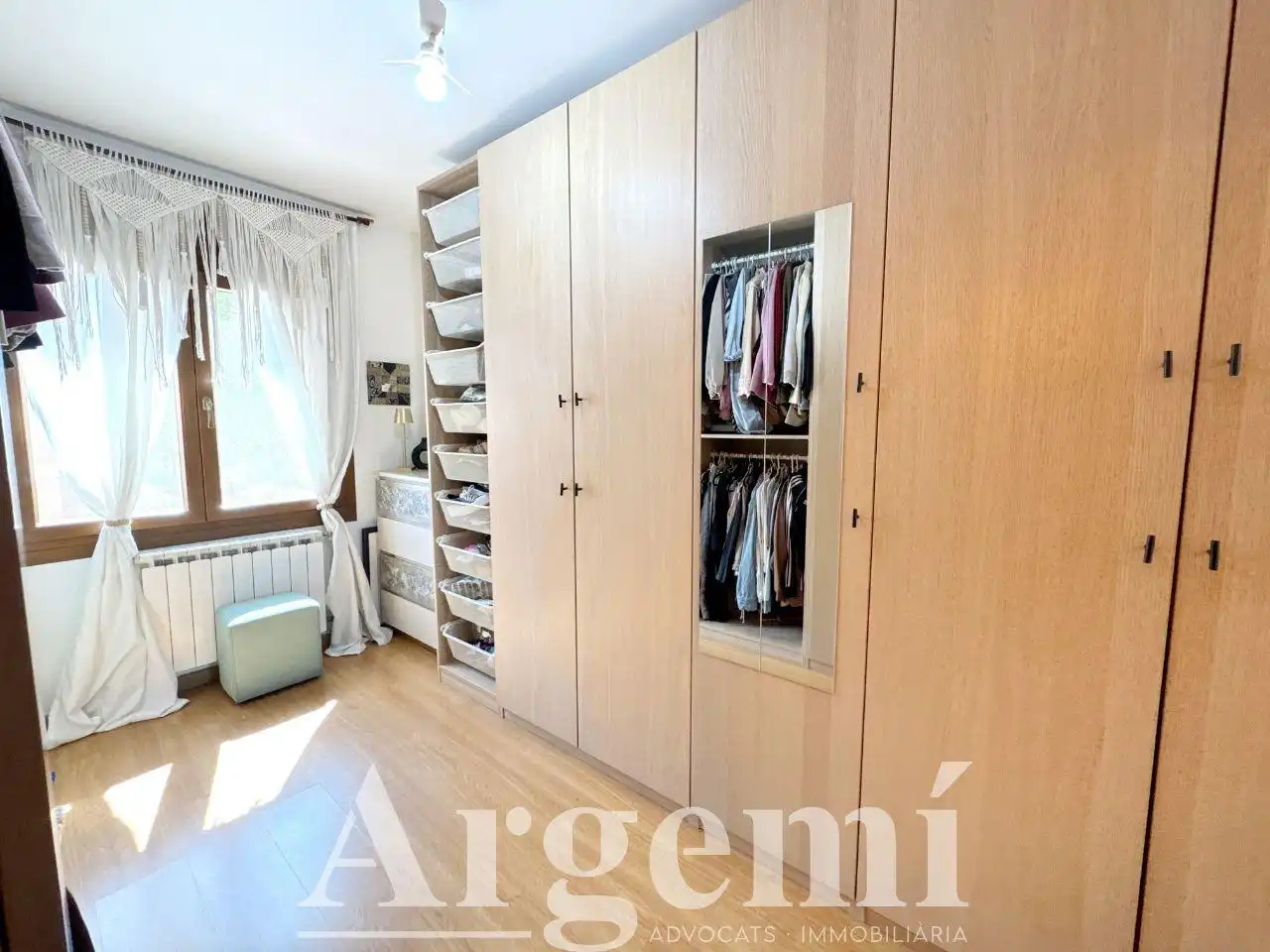 Habitación de Casa adosada en venta en Palau-solità i Plegamans con Calefacción, Jardín privado y Trastero