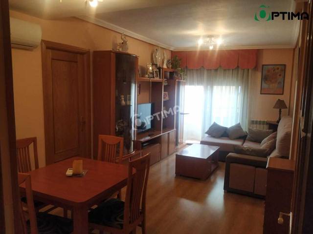 Piso en Venta en Calle Fray Diego De Ocaña en Urbanización San Isidro