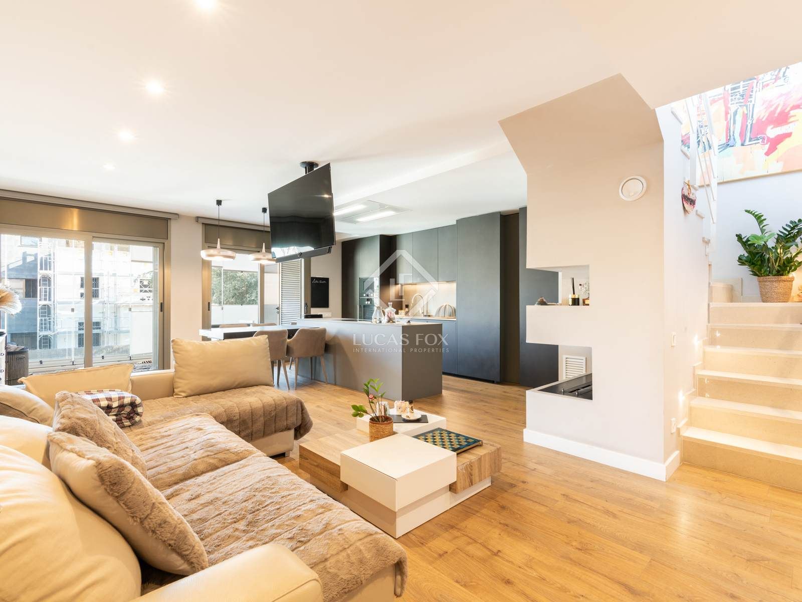 Living room of Flat for sale in Sant Cugat del Vallès  with Air Conditioner, Heating and Terrace