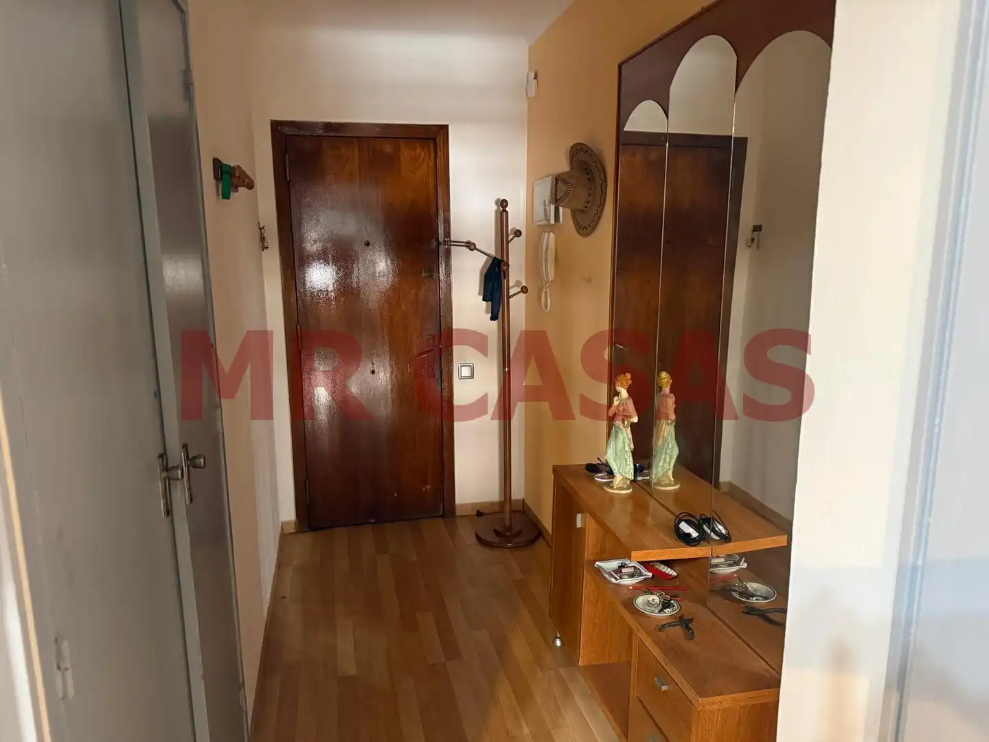 Flat for sale in Rubí  with Air Conditioner and Balcony