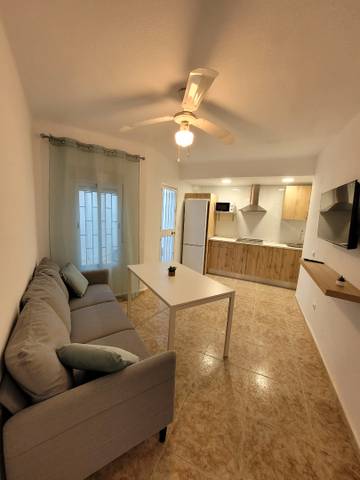 Piso en Venta en Calle Sebastián de Benalcázar en Huerta de la Reina - Trassierra