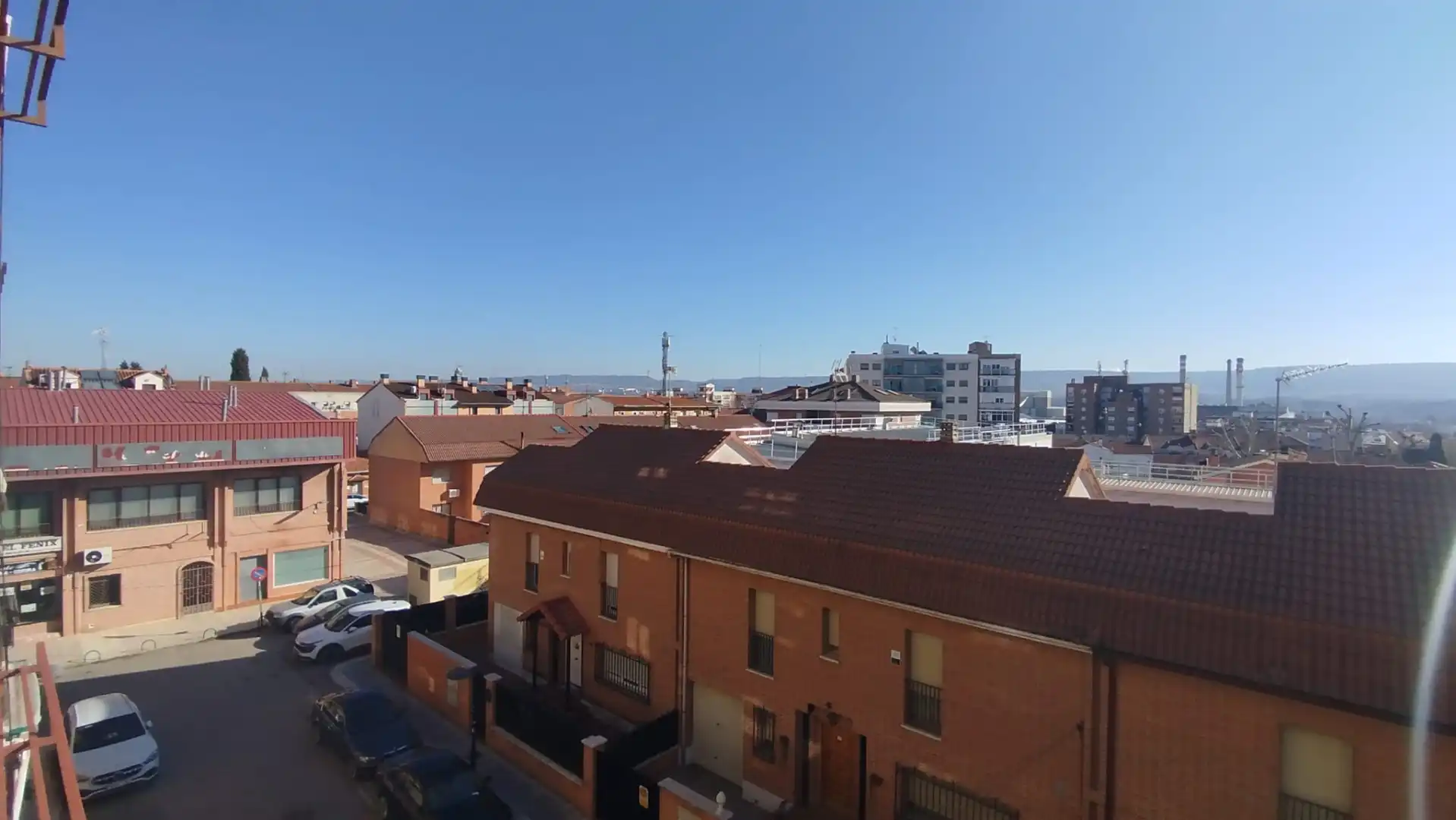 Vista exterior de Piso en venta en Azuqueca de Henares con Calefacción y Terraza