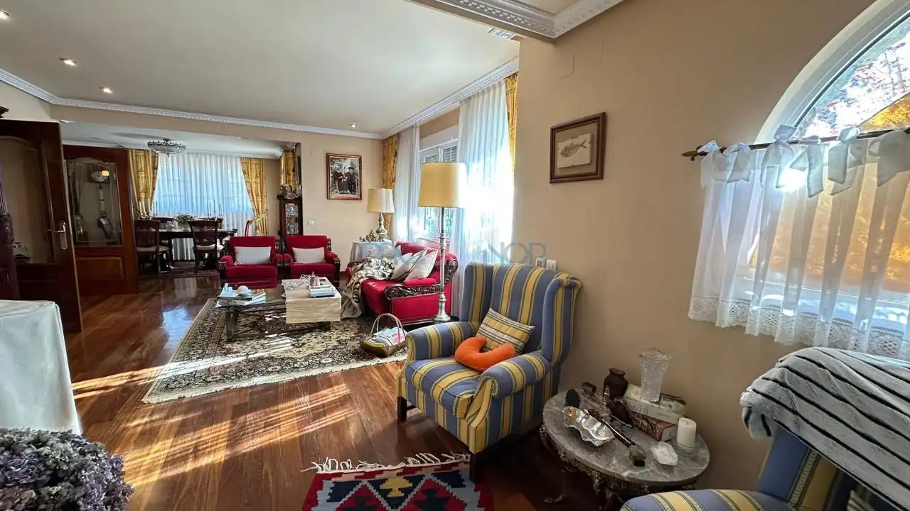 Sala de estar de Casa o chalet en venta en Sariegos con Calefacción, Jardín privado y Terraza