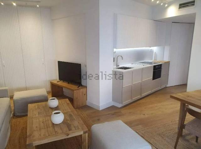 Piso en Alquiler en Barrio del Centro