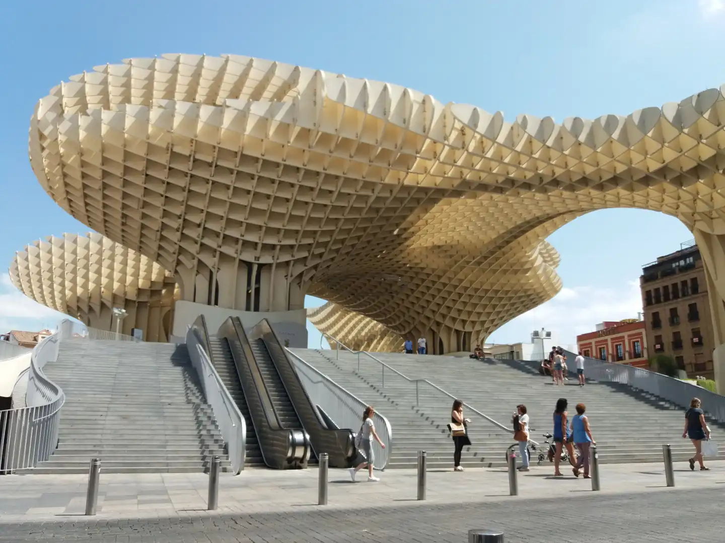 Geschaftsraum zur Miete in Sevilla mit Klimaanlage und Heizung