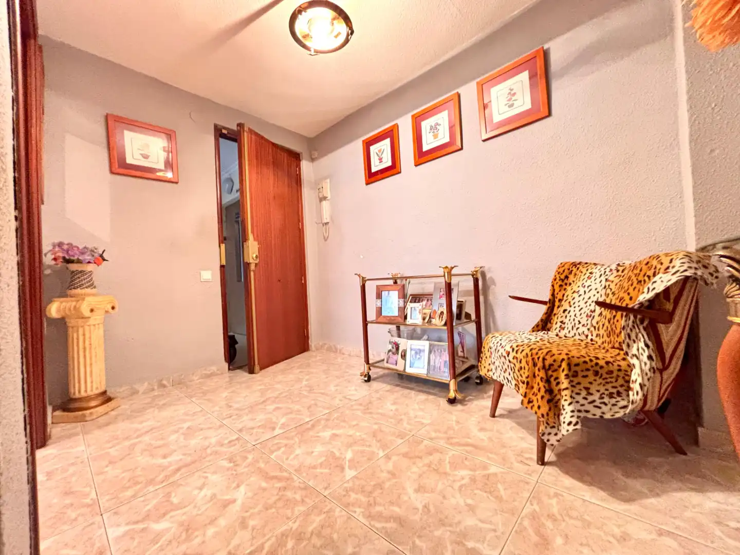 Piso en venta en Alicante / Alacant con Aire acondicionado, Amueblado y Lavadora