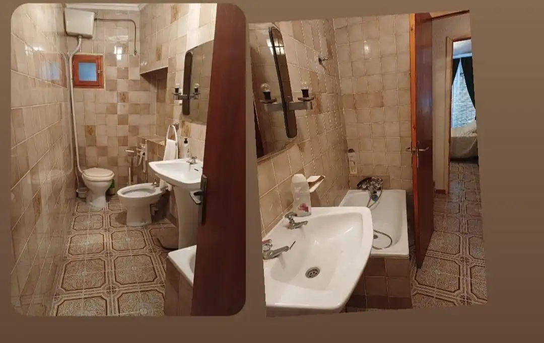 Bathroom of Houses for sale in Requena