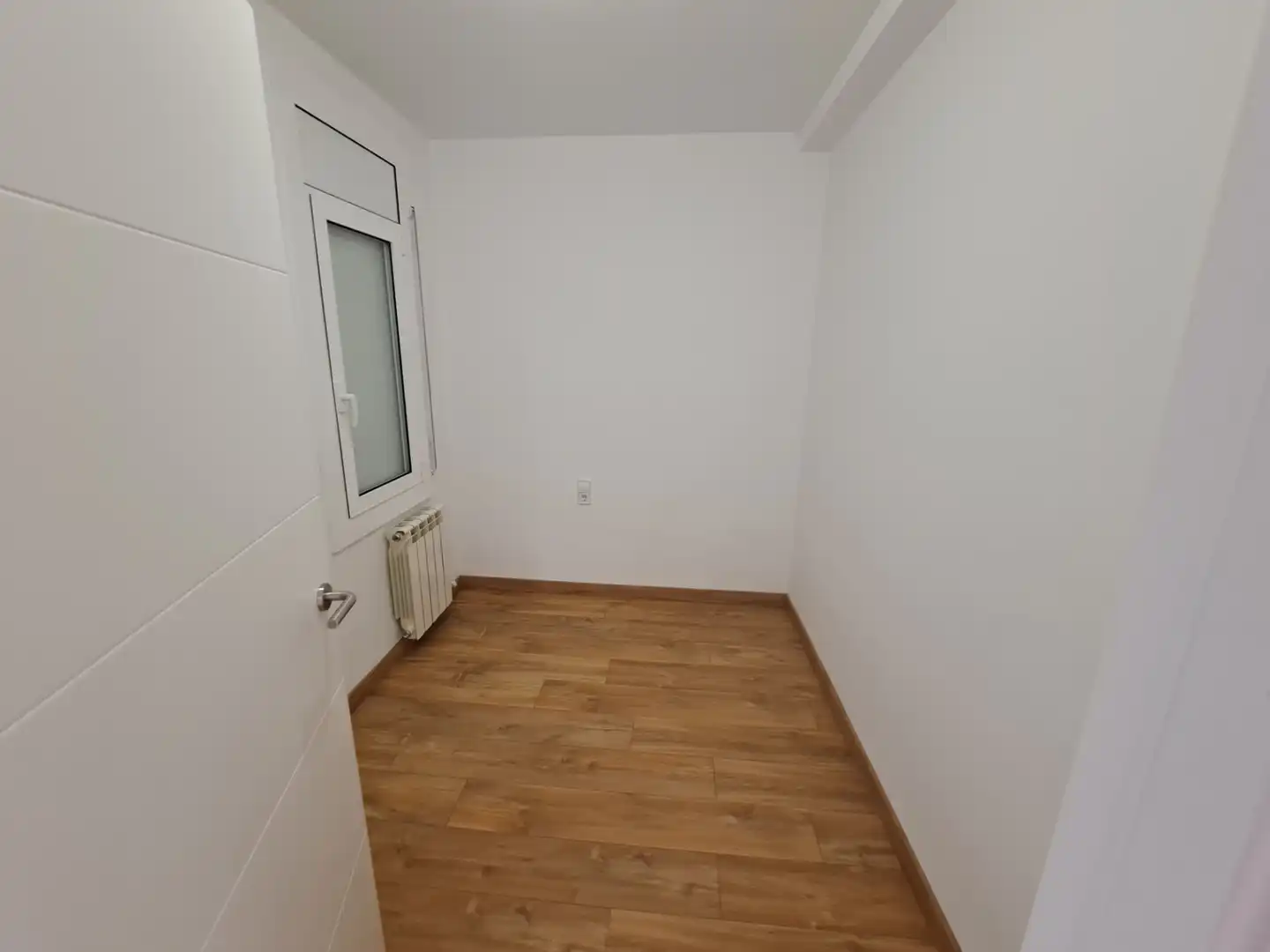 Schlafzimmer von Wohnung zur Miete in Berga mit Heizung, Parkett und Abstellraum
