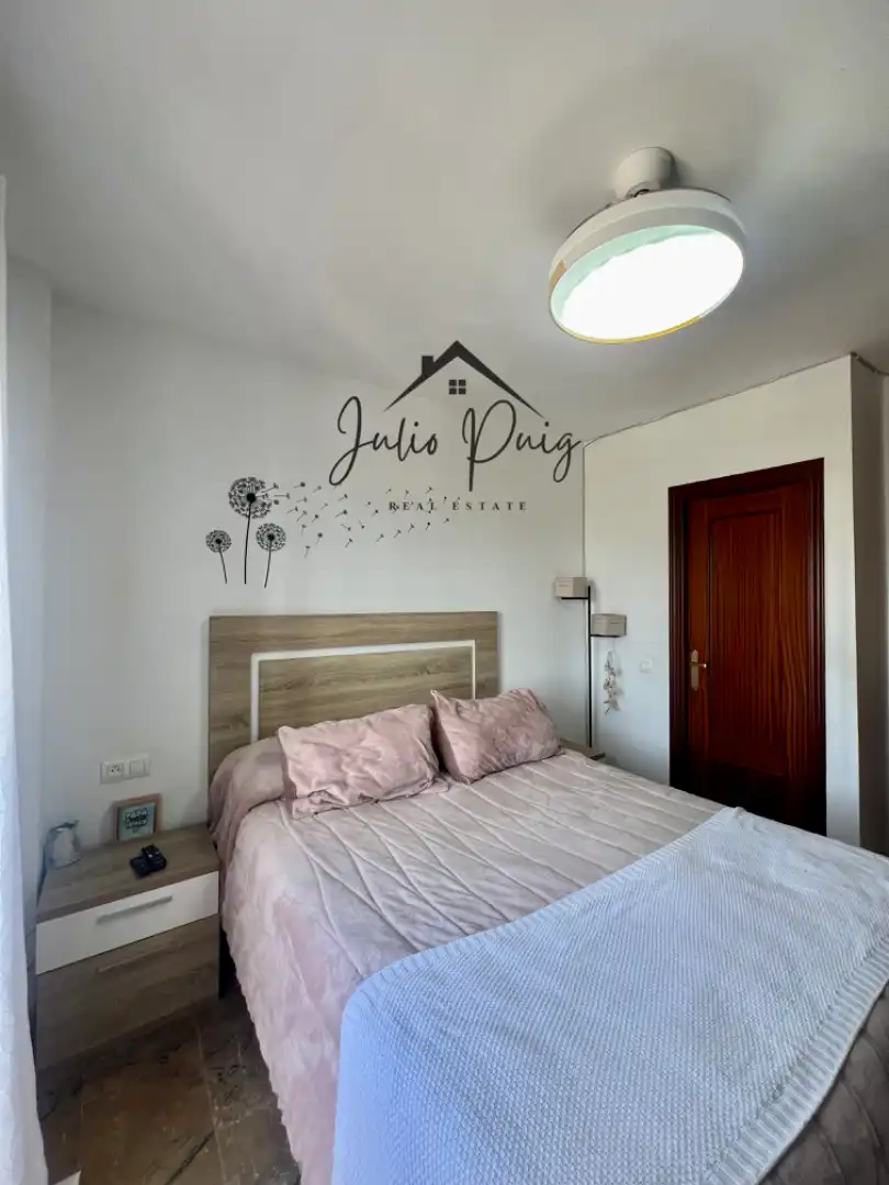 Bedroom of Detached homes for sale in Coria del Río  with Air Conditioner and Balcony