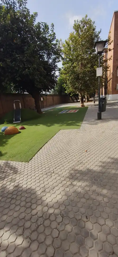 Parking de Piso en venta en Sevilla con Amueblado