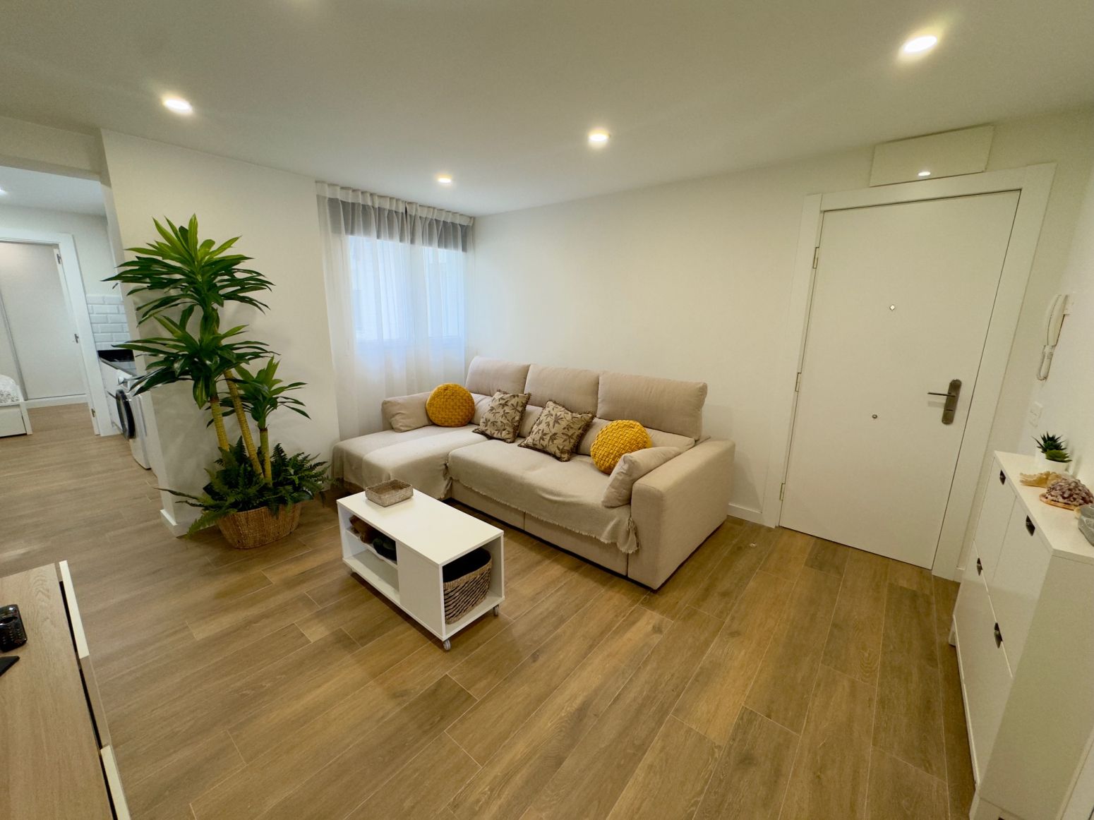 Flat to rent in Gijón - Avda Argentina, 13, La Calzada