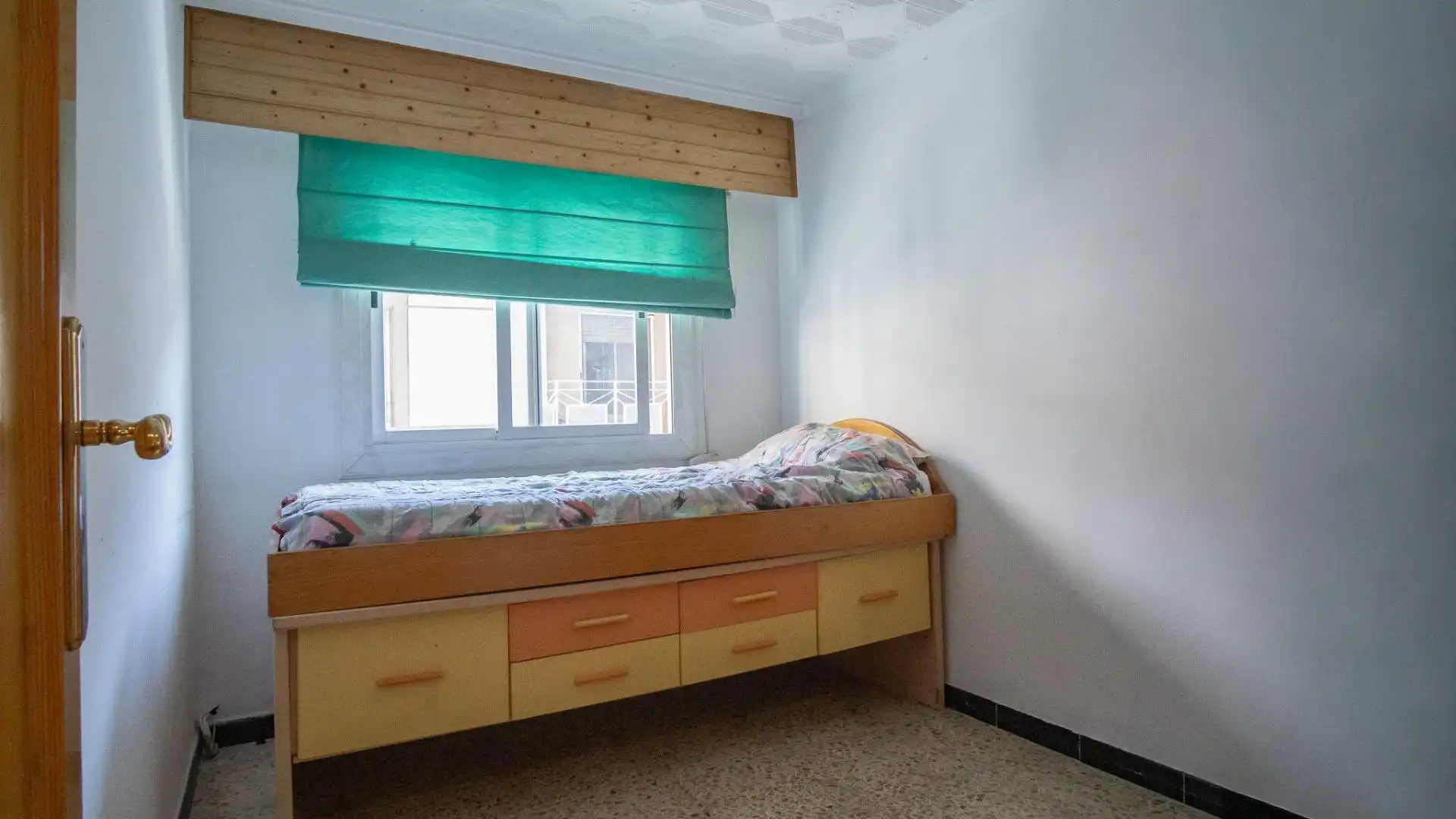 Habitación de Piso en venta en Elda