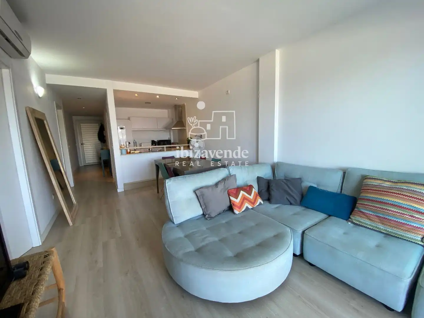 Sala de estar de Piso en venta en Sant Antoni de Portmany con Aire acondicionado, Calefacción y Terraza