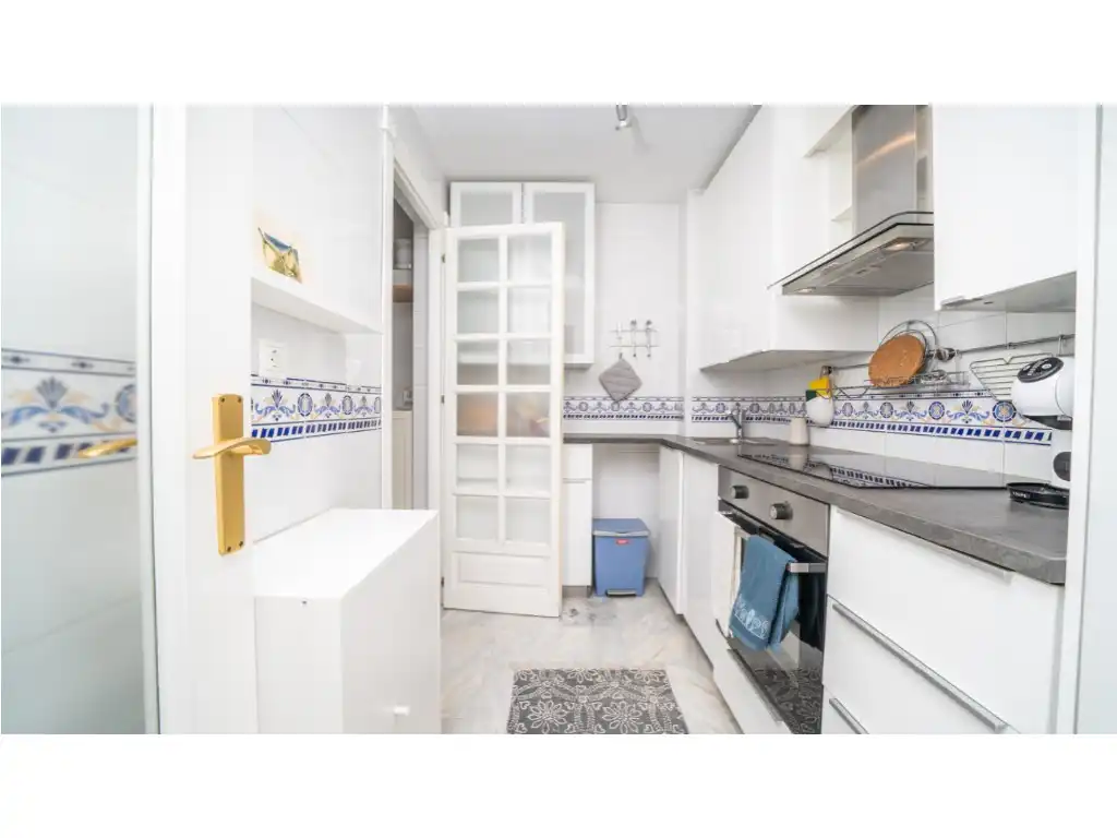 Apartment with pool for sale in Avenida Alfredo Nobel 18, imagen 8