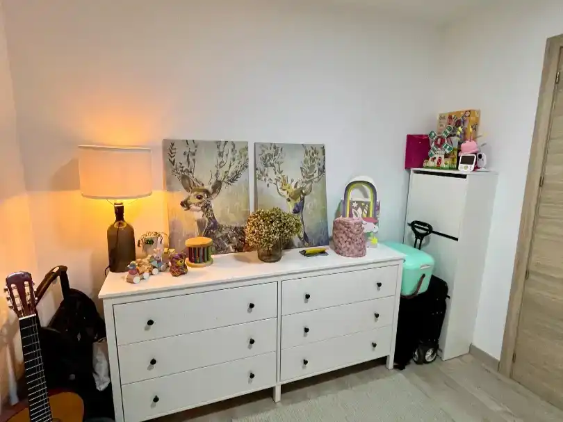 Schlafzimmer von Wohnungen zur Miete in Arzúa mit Parkett, Möbliert und Balkon