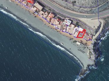 Residential land for sale in Avenida Avenida del Mar 102