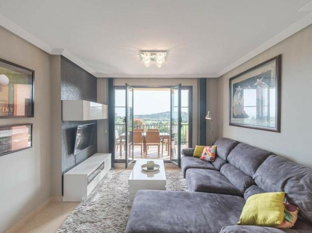 Living room of Planta baja to rent in Benahavís  with Air Conditioner, Terrace and Swimming Pool