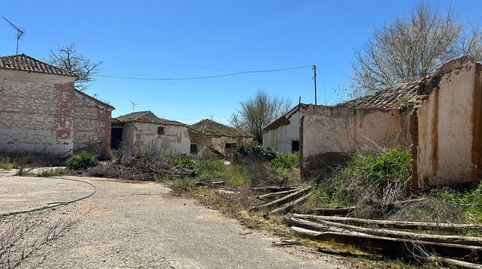 Foto 3 von Gebäude zum Verkauf in Travesía Alamo, Polán, Toledo