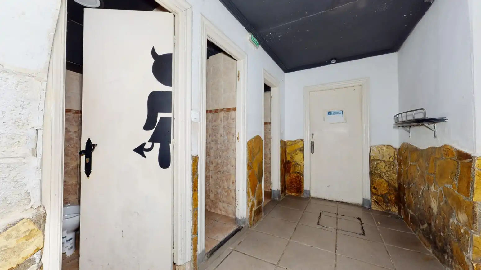 Business premises for sale in Laredo - calle San Marcial, imagen 18