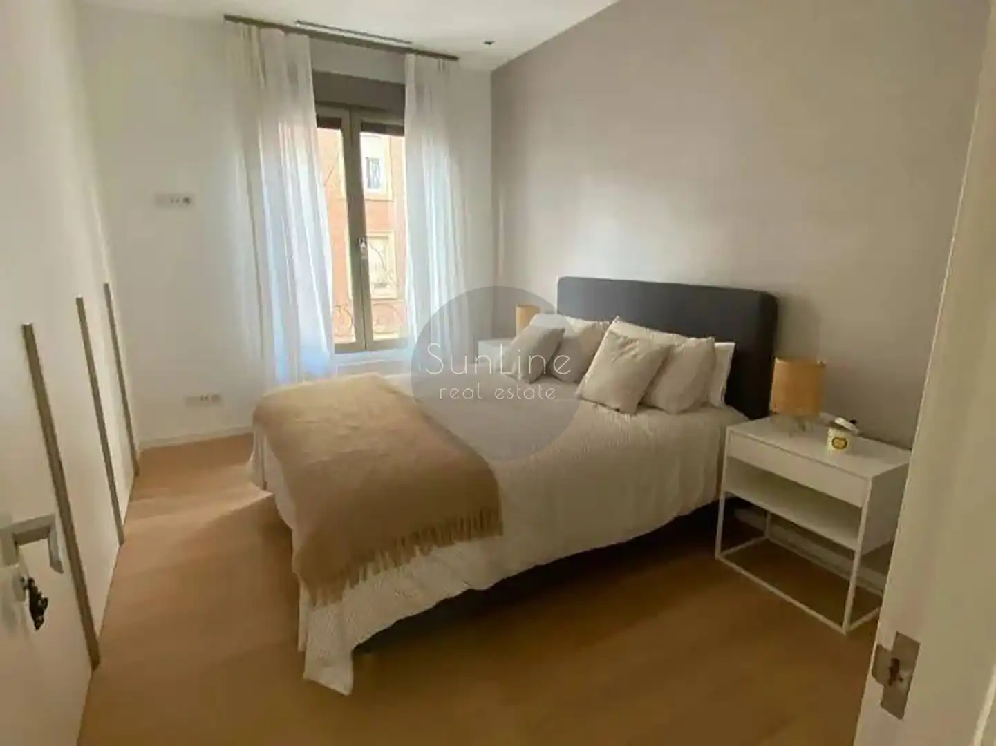 Bedroom of Flat for rent in Valencia  with Air Conditioner, Furnished and Pets allowed
