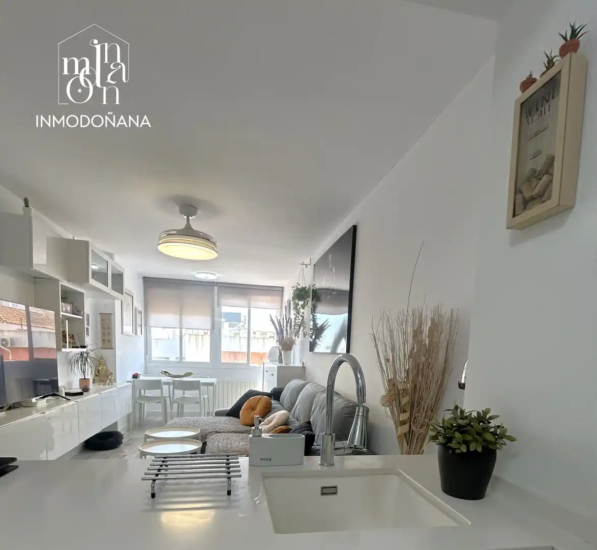 Sala d'estar de Pis en venda en Almonte amb Calefacció