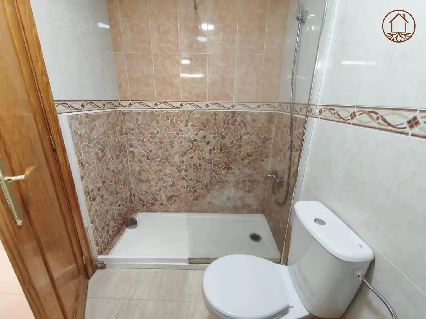 Bany de Casa o xalet en venda en Rojales amb Jardí privat, Terrassa i Piscina