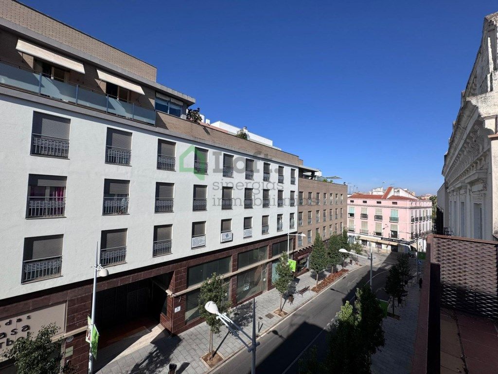 Exterior view of Duplex for sale in Badajoz Capital  with Air Conditioner, Heating and Terrace