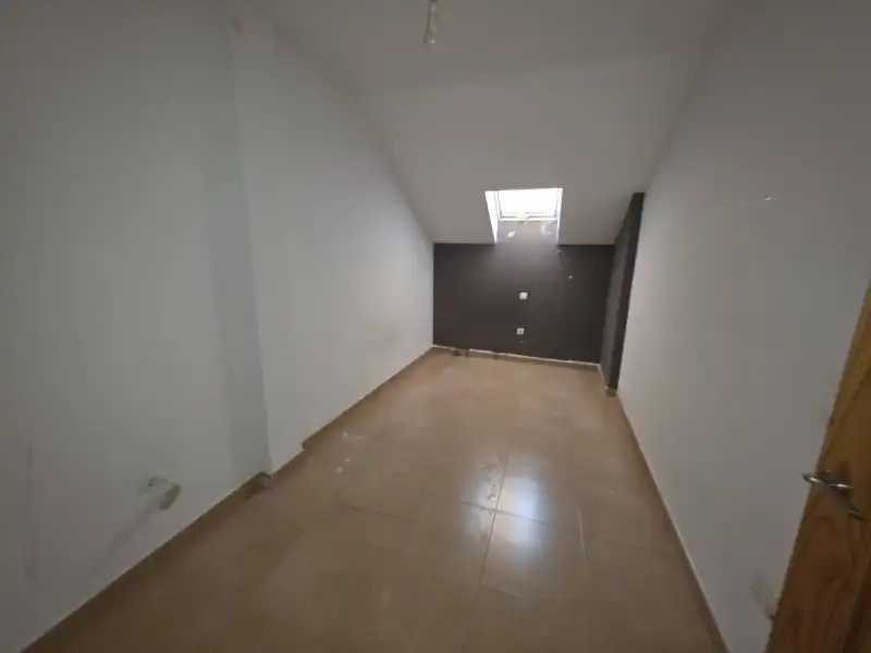 Maisonette zum Verkauf in Jaraíz de la Vera mit Privatgarten und Terrasse