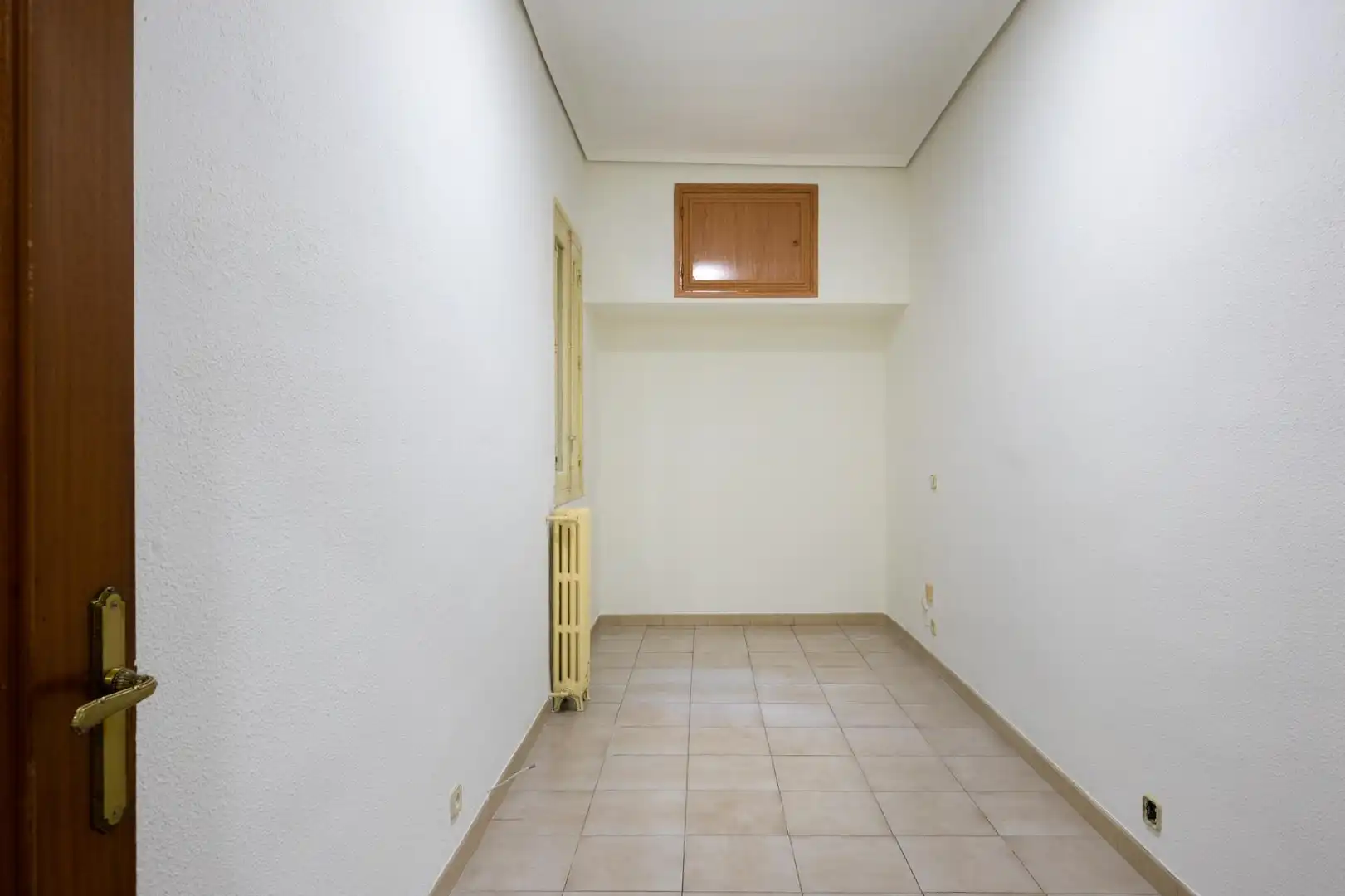 Flat for sale in Madrid  with Parquet flooring