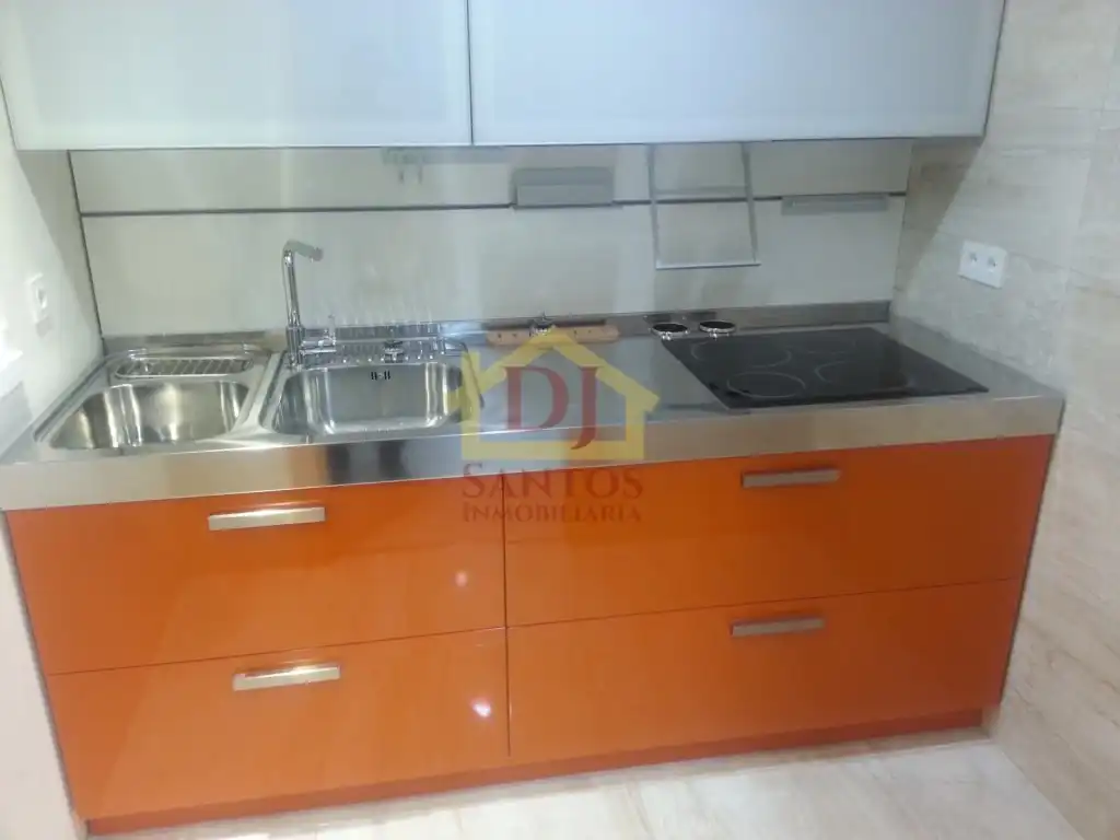 Apartamento de alquiler en Avenida de Italia, Carmelitas