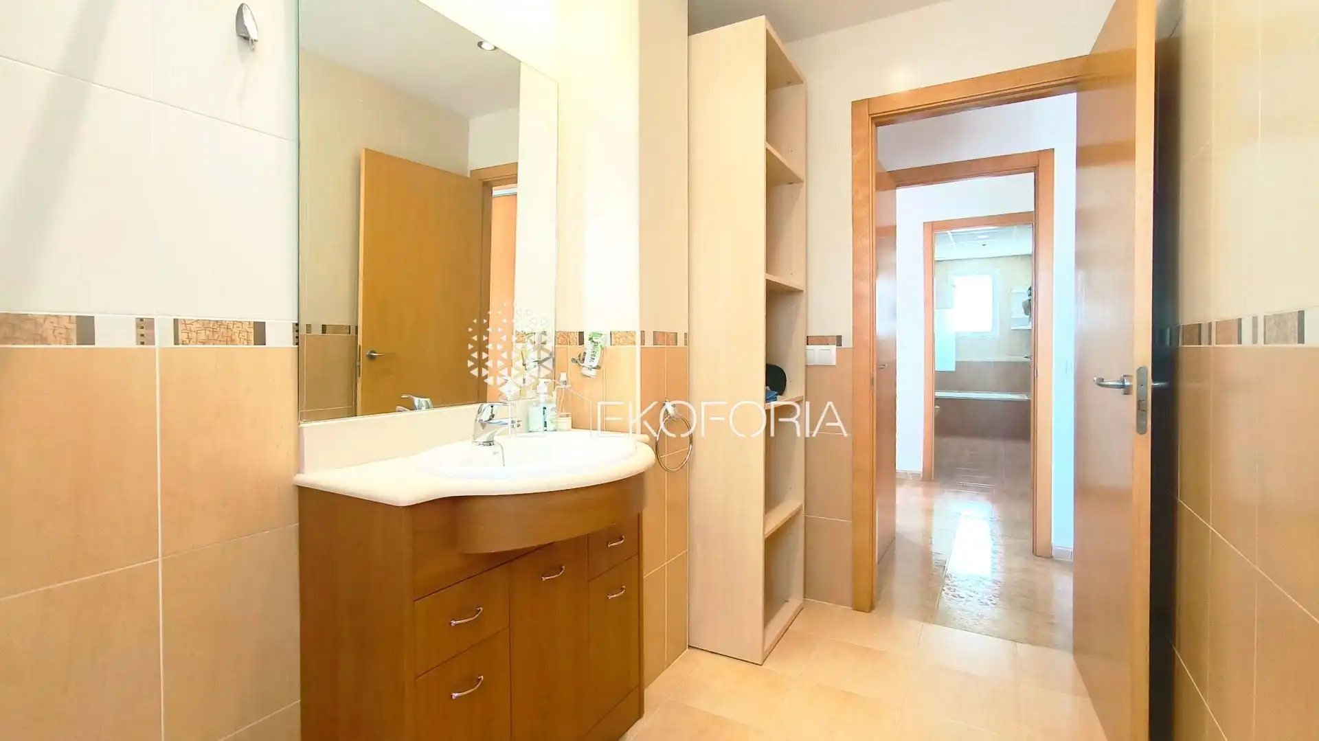 Baño de Casa adosada en venta en Beneixida con Aire acondicionado, Calefacción y Jardín privado