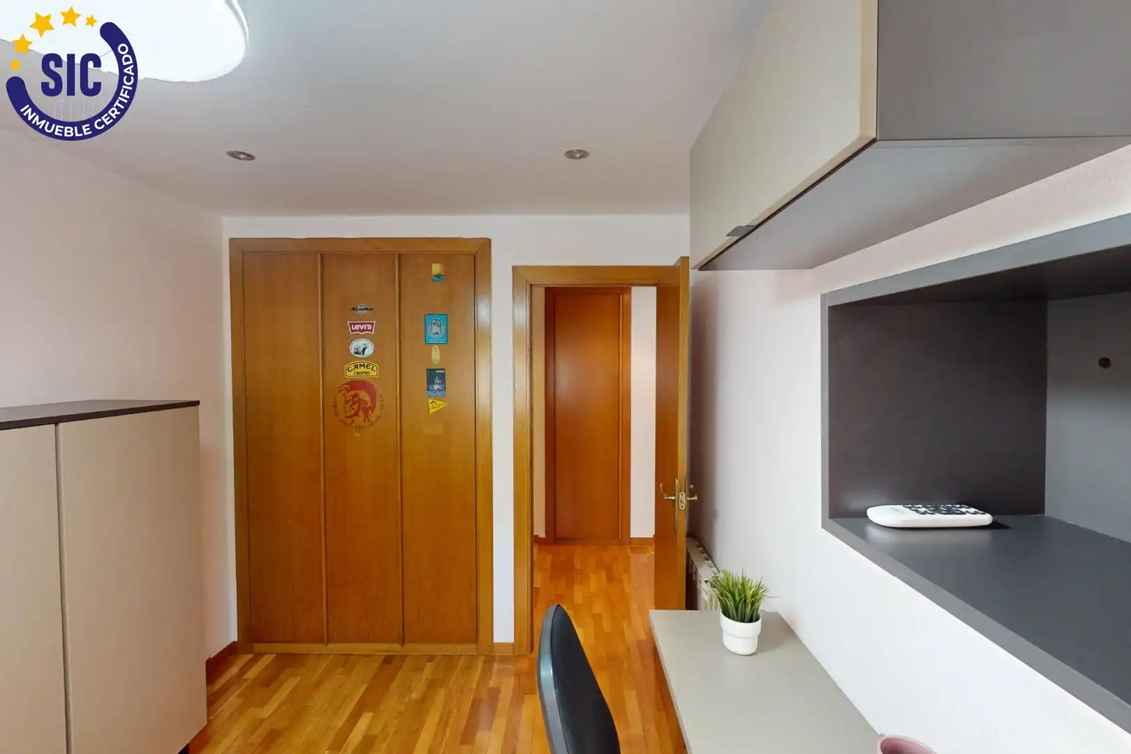 Piso en venta en Castellón de la Plana / Castelló de la Plana con Aire acondicionado, Calefacción y Parquet