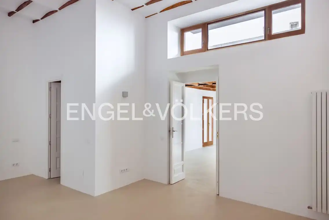 Flat for rent in Madrid  with Air Conditioner, Heating and Balcony