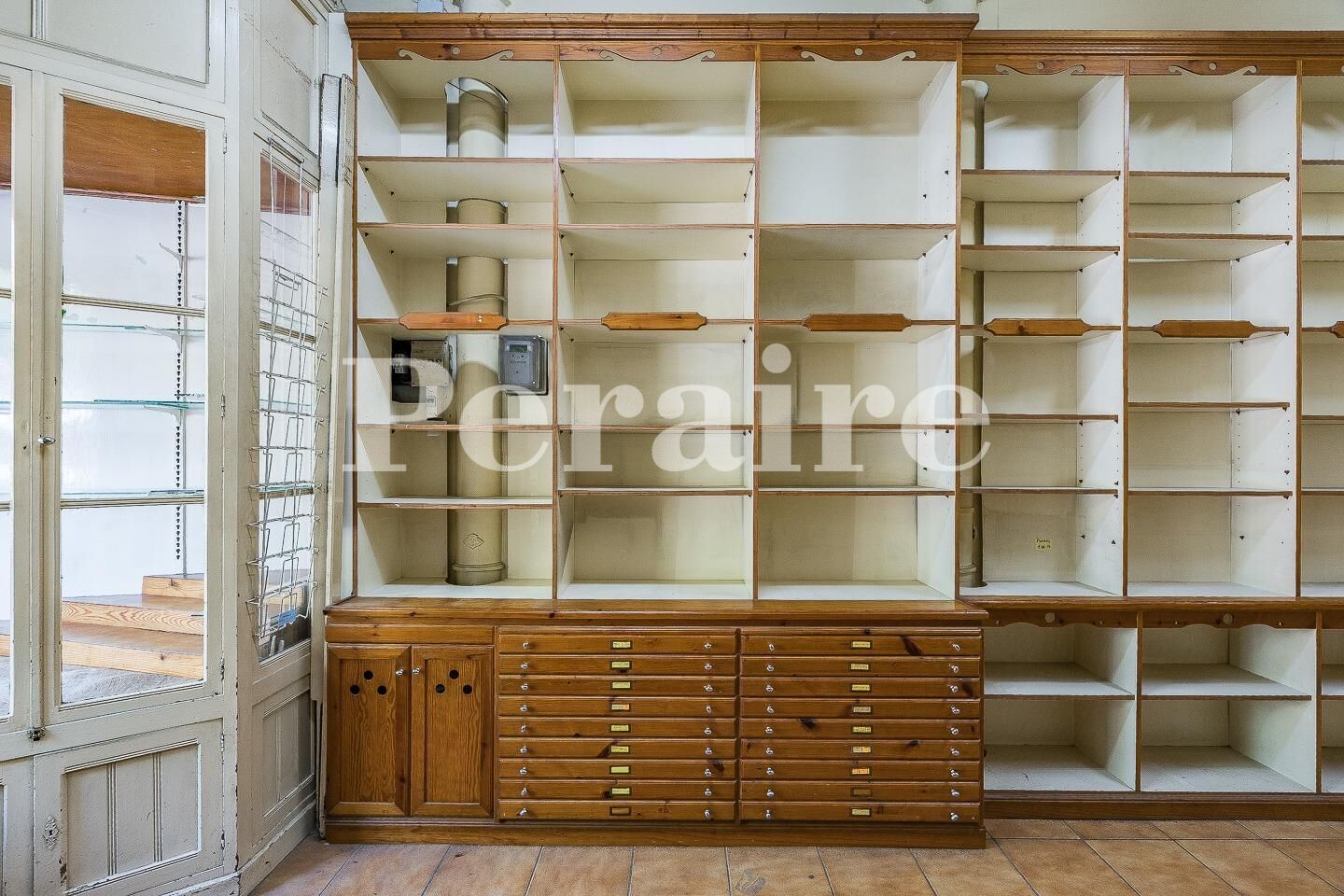 Premises for sale in  Barcelona Capital  with Air Conditioner and Terrace