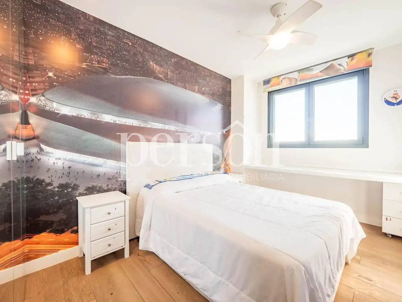 Schlafzimmer von Wohnung zum Verkauf in Valencia mit Klimaanlage, Terrasse und Schwimmbad