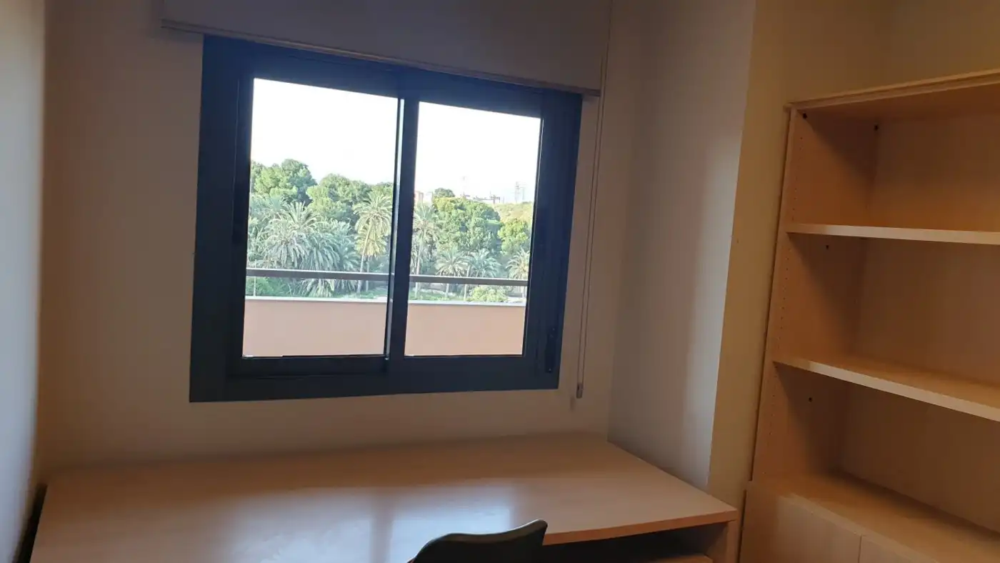 Flat for rent in Alicante / Alacant  with Air Conditioner, Terrace and Furnished