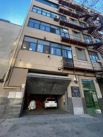 Nave industrial en Venta en La Verneda