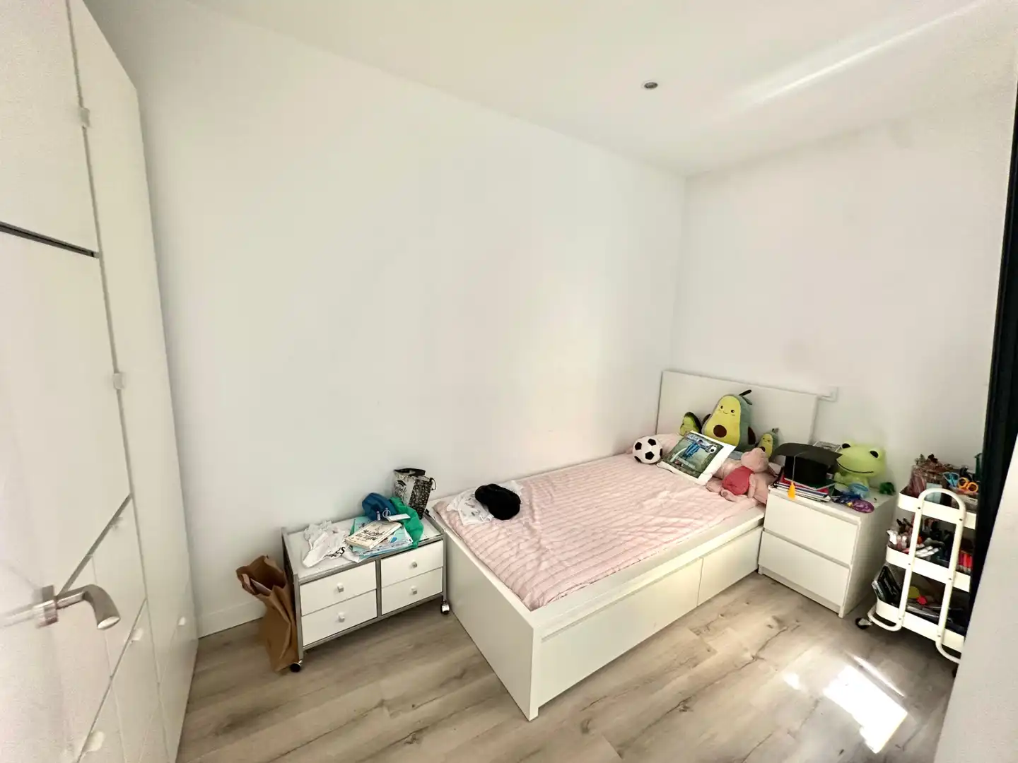 Bedroom of Detached homes for sale in Santa Coloma de Gramenet  with Air Conditioner, Heating and Parquet flooring