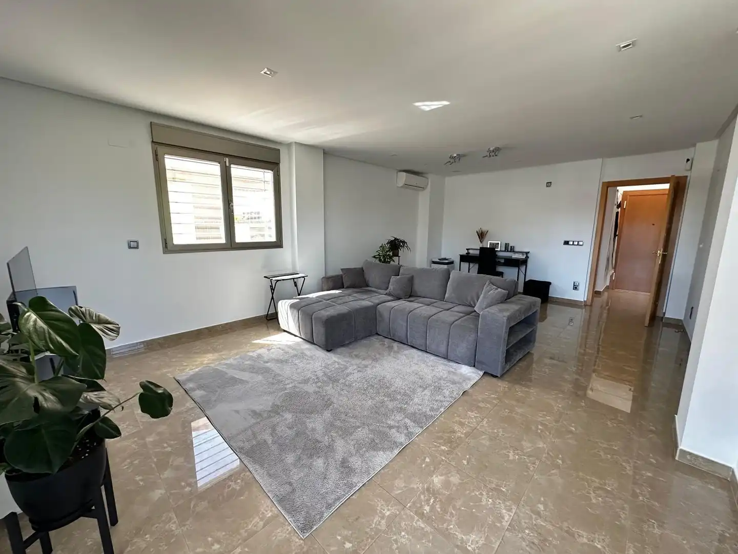Sala d'estar de Casa o xalet en venda en Llíria amb Aire condicionat, Calefacció i Terrassa