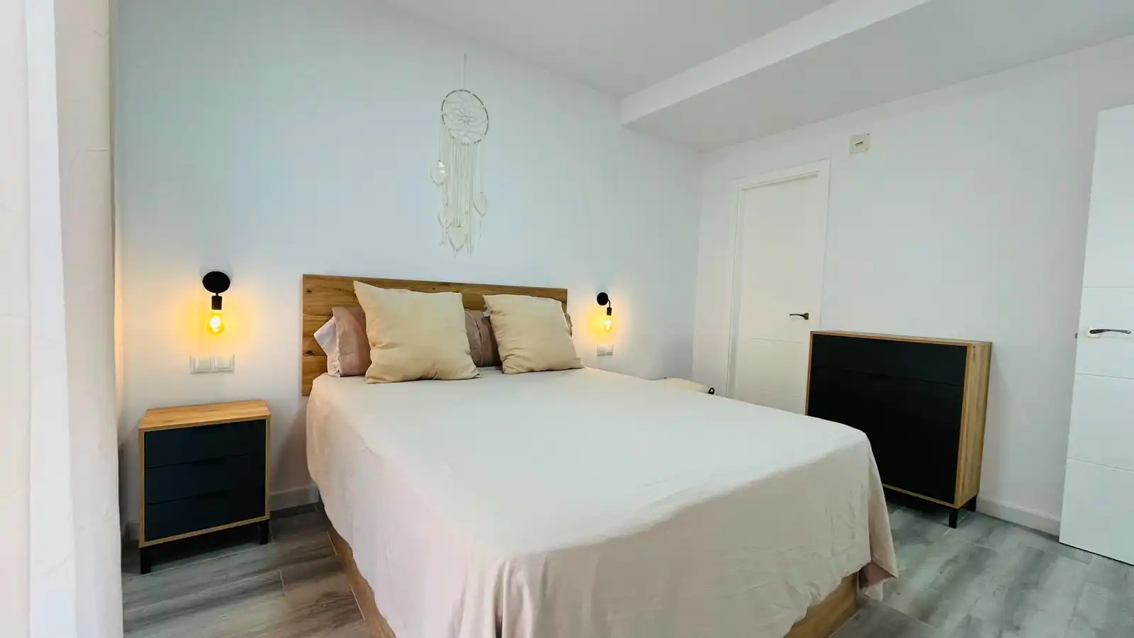Schlafzimmer von Wohnung zur Miete in San Fernando mit Klimaanlage, Möbliert und Ofen