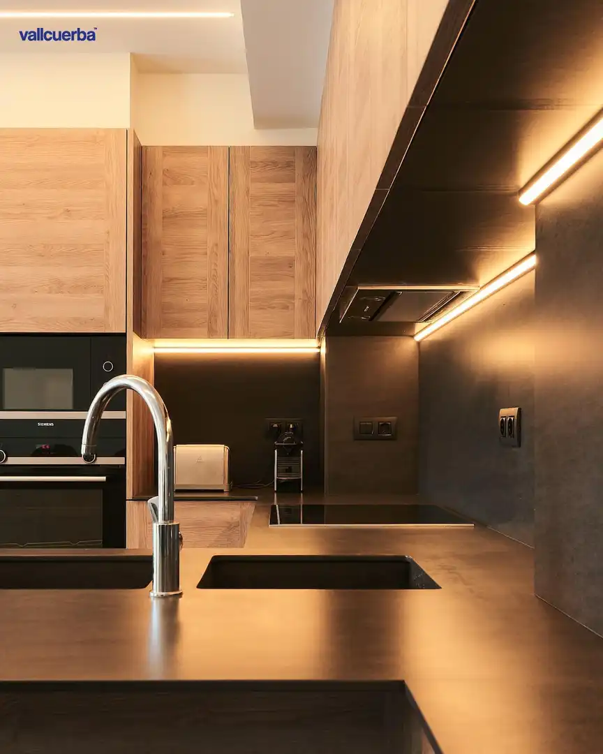 Kitchen of Flat for sale in Barcelona  with Air Conditioner, Heating and Balcony