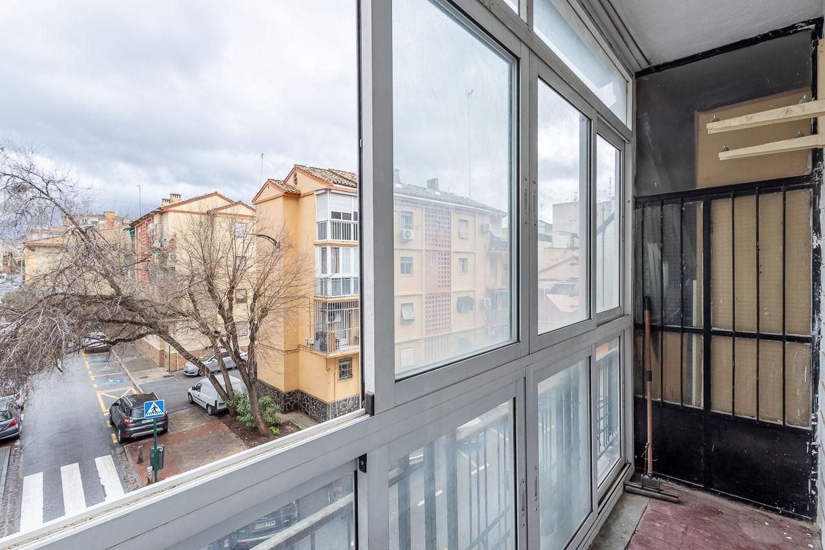 Piso en venta en  MARGARITA XIRGU, 6, Barrio de Zaidín, Zaidín